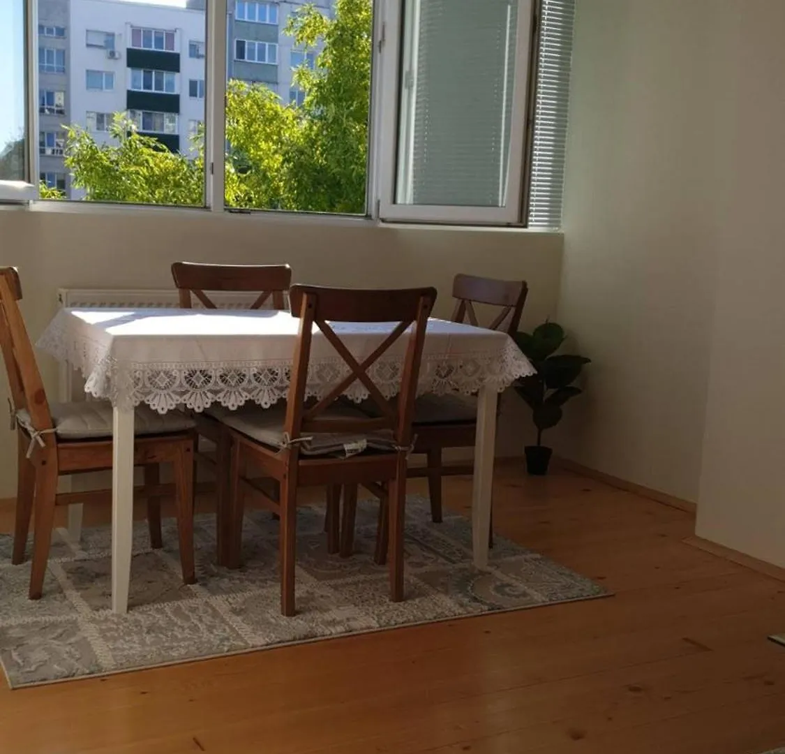 Sunny And Charming Domain For Your Stay In Sofia Apartment